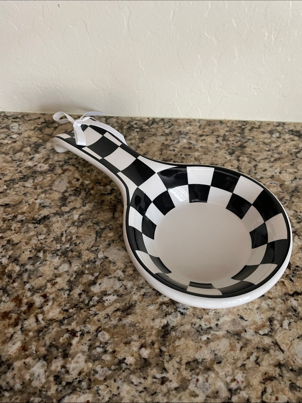 Black & White Checker Spoon Rest - Stylish Ceramic Kitchen Accessory